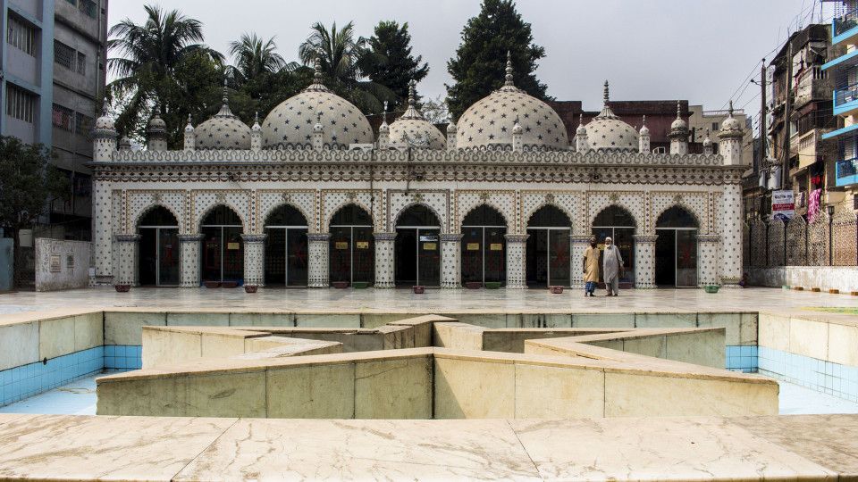 Cheap flights from Bengaluru to Dhaka for ₹11103 ($171)