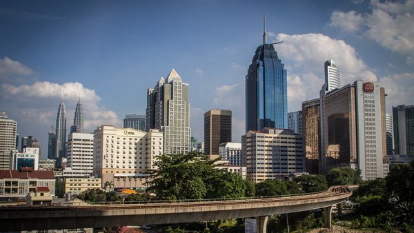 Cheap flights from Bengaluru to Kuala Lumpur for ₹11837 ($183)