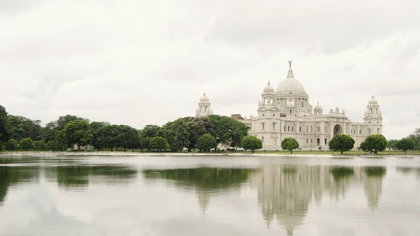 Cheap tickets from Thiruvananthapuram to Kolkata for ₹8090 ($124)