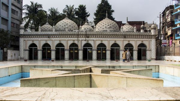 Cheap flights from Bengaluru to Dhaka for ₹11103 ($171)